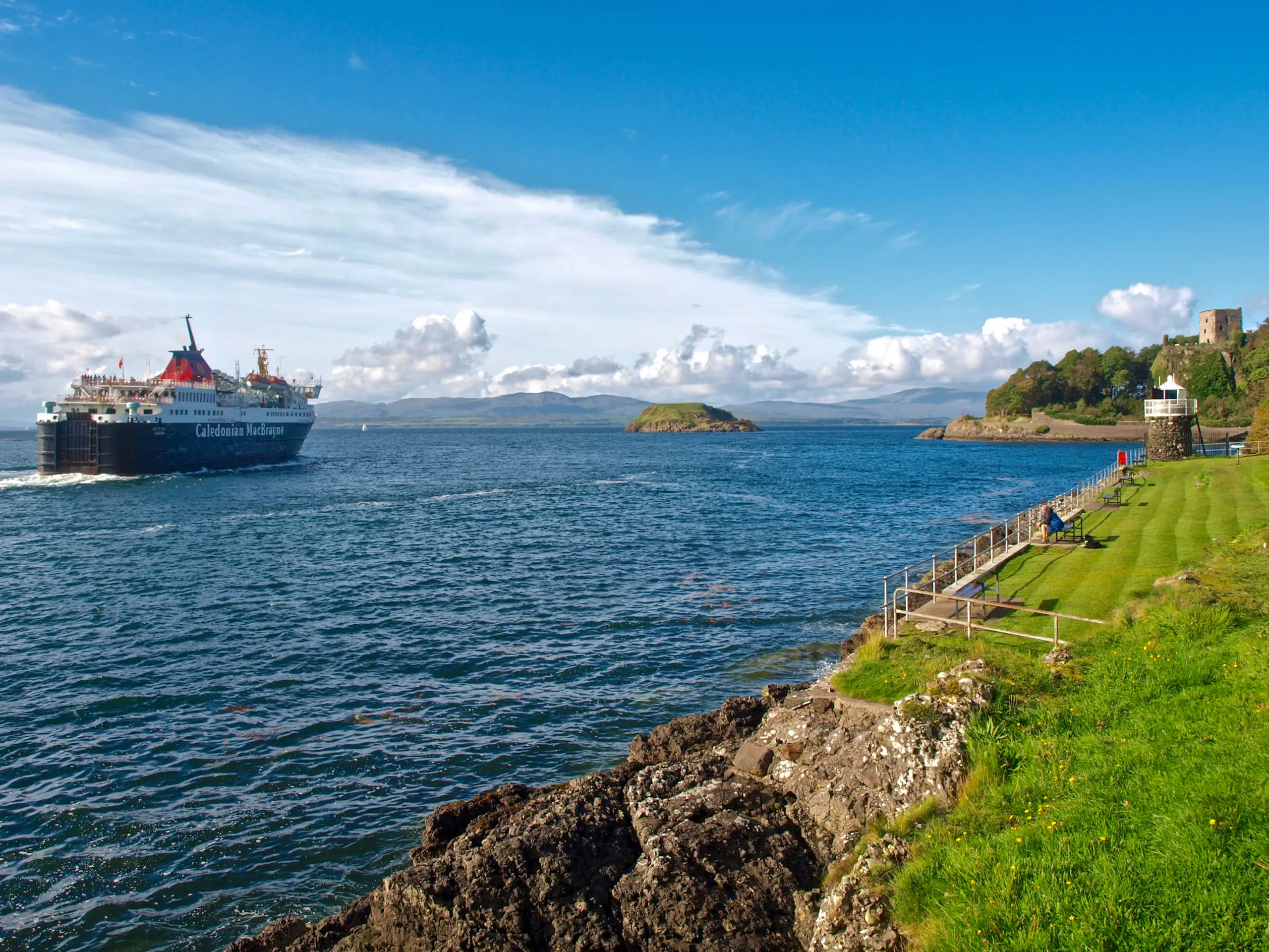The Mull ferry leaving by the north entrance to Oban Bay