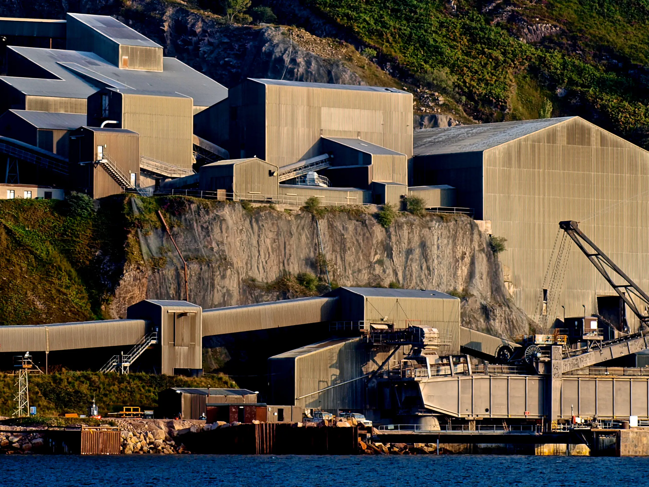 The cubist quarry