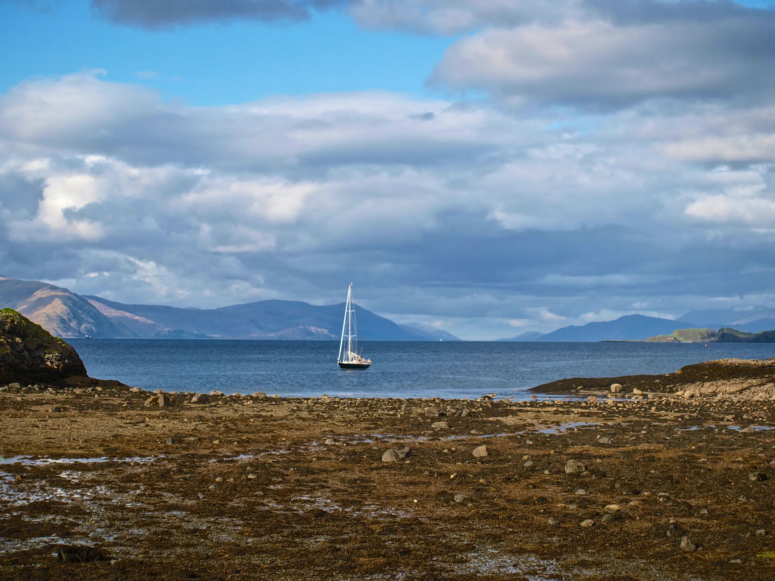 Pickle at anchor looking north