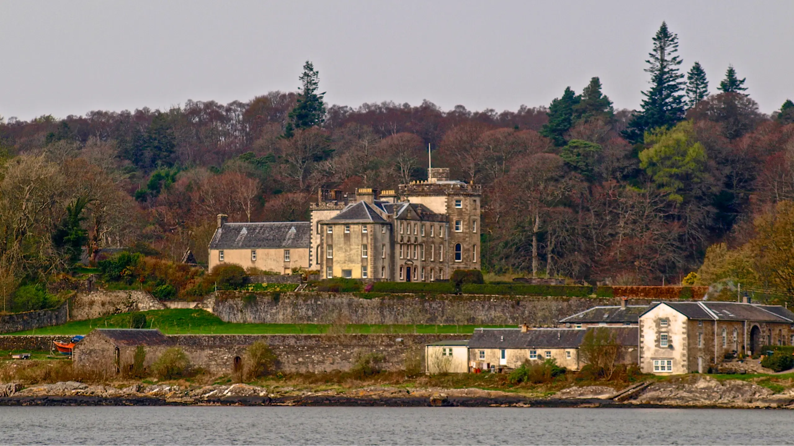 Lochnell House