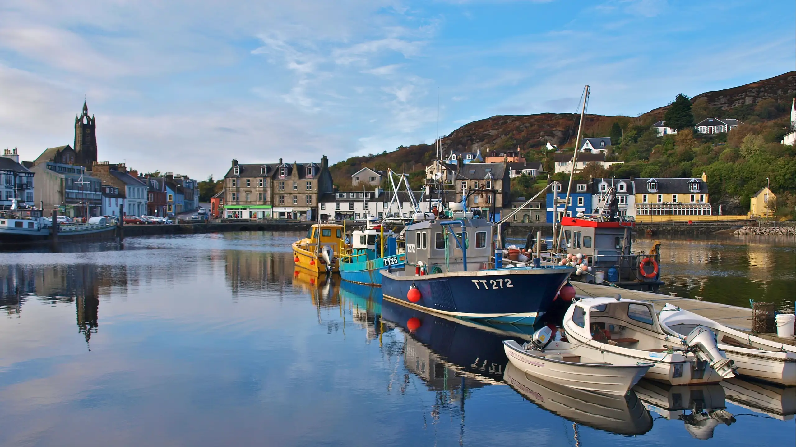Tarbert harbour