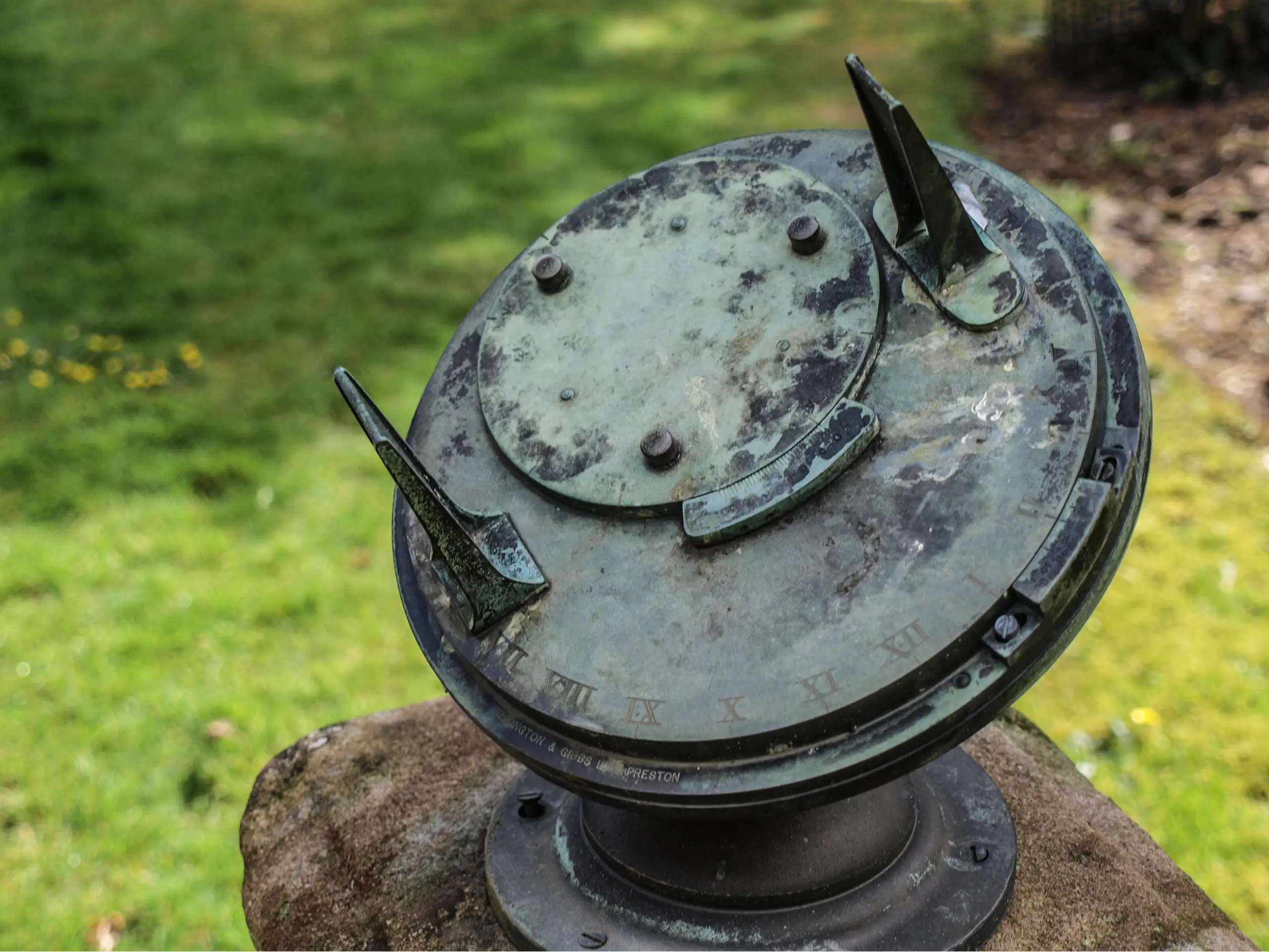 The heliochronometer in the garden