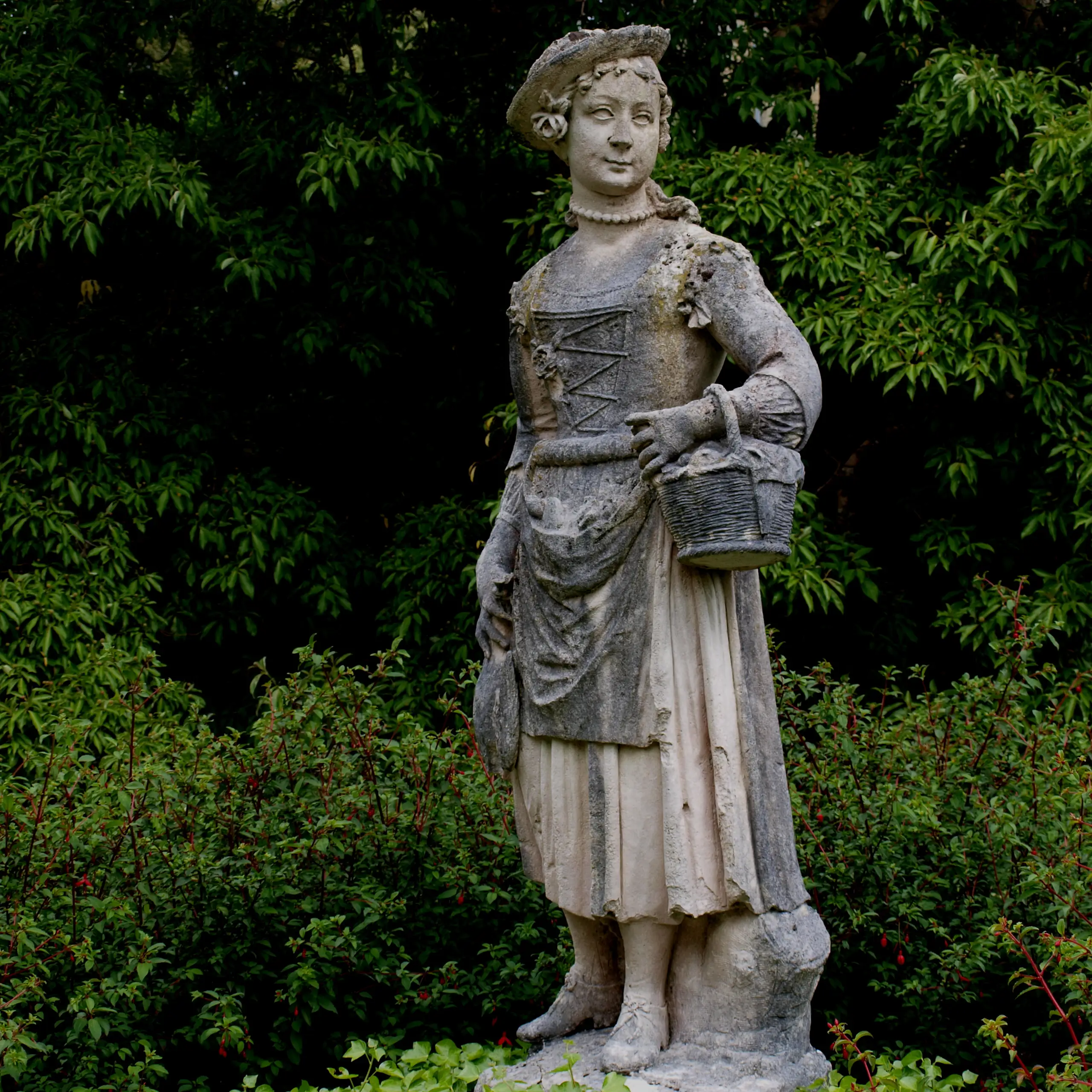 One of the Italian statues in the garden