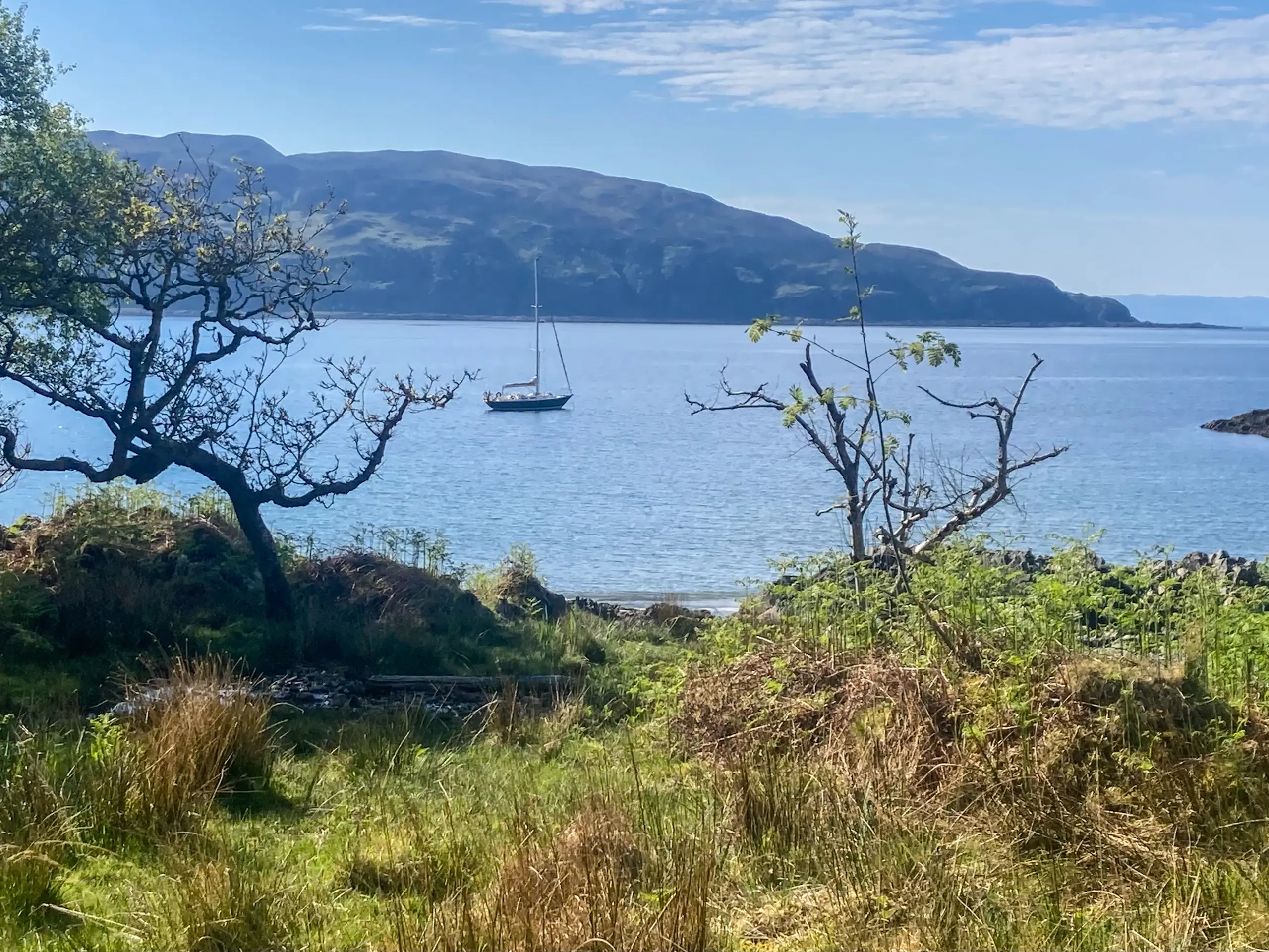 Pickle at anchor in Port a'Bheòil Mhòir