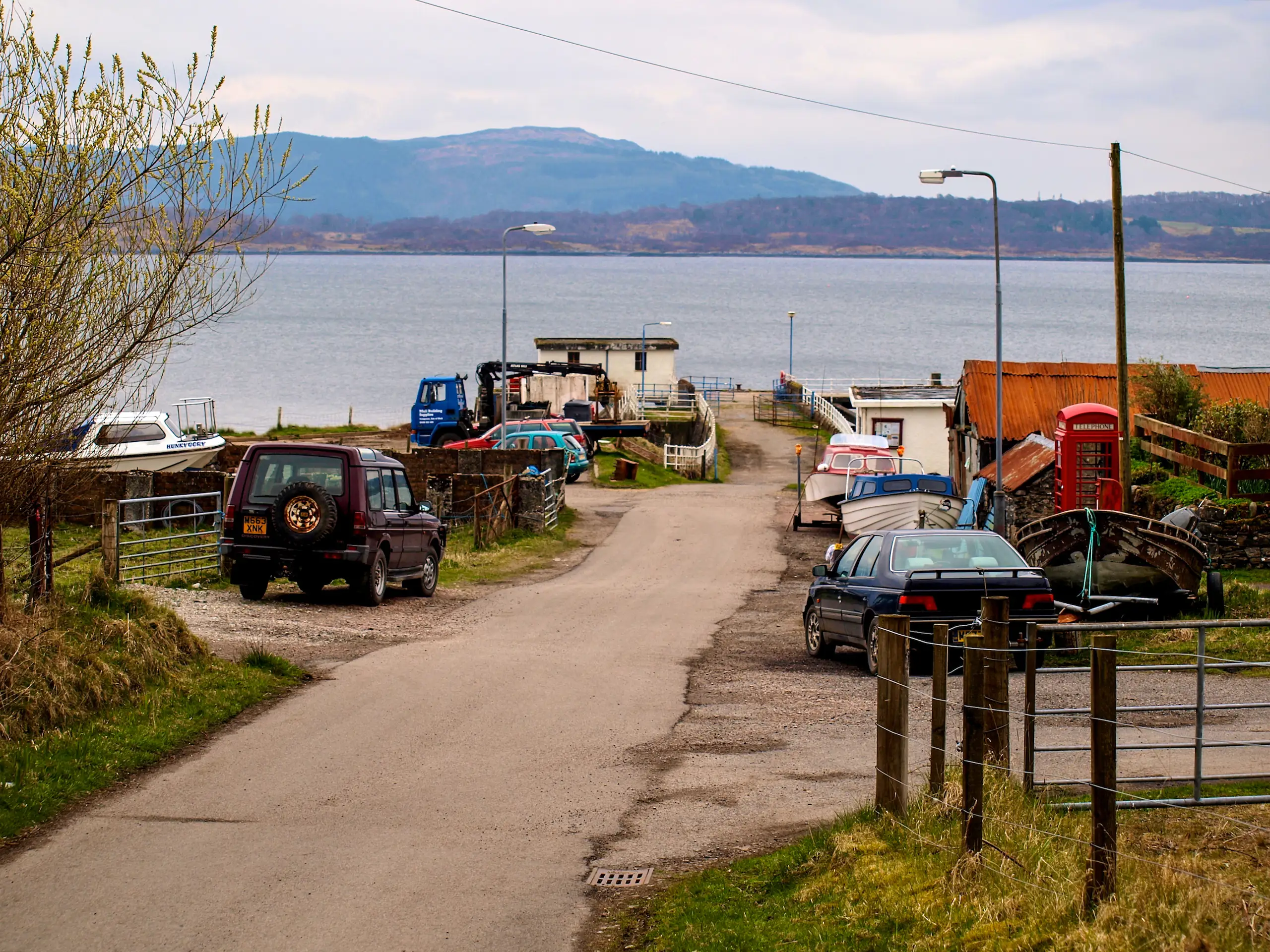 Approaching the pier by road