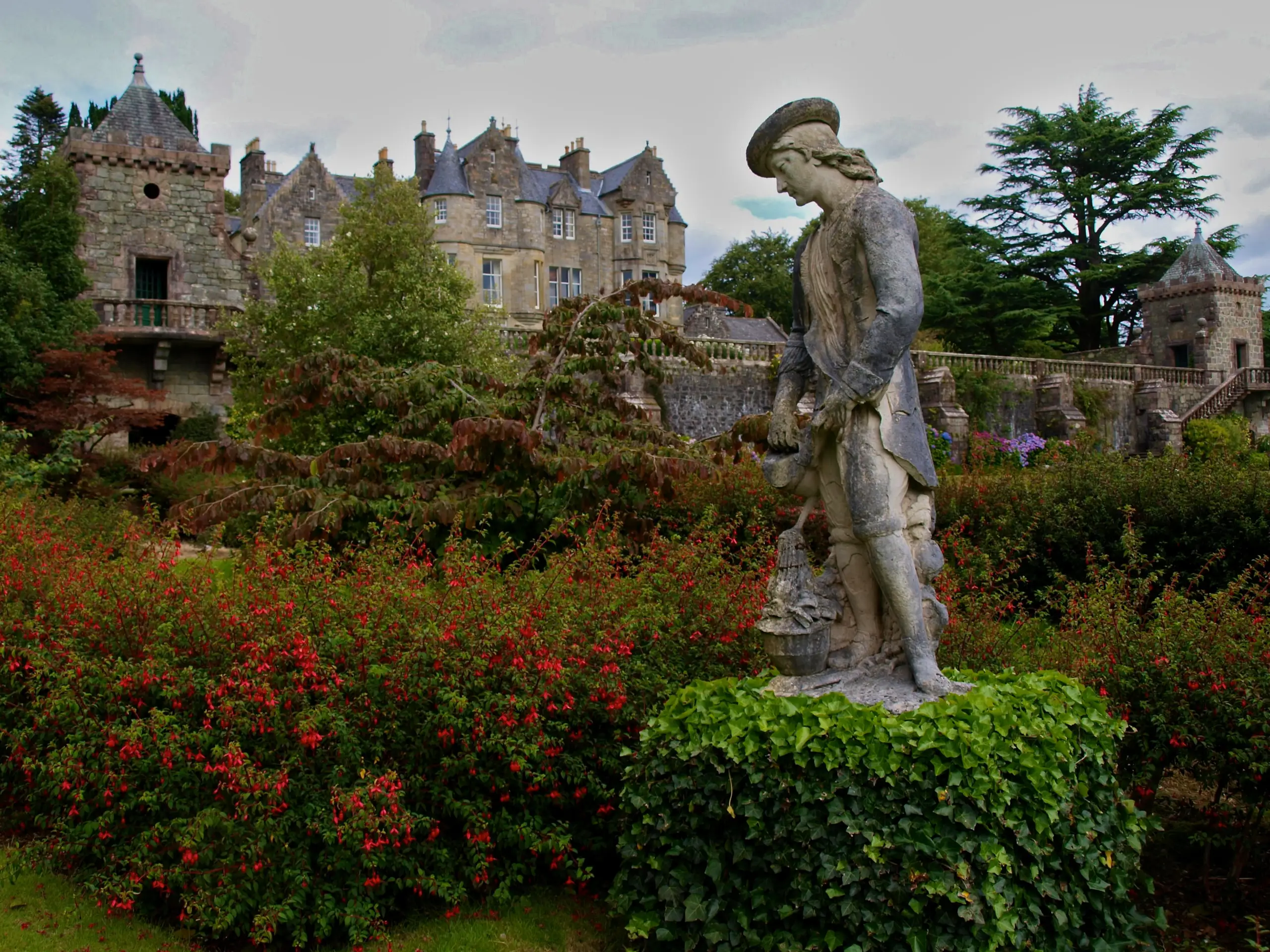 Italianate statue in Torosay Castle gardens