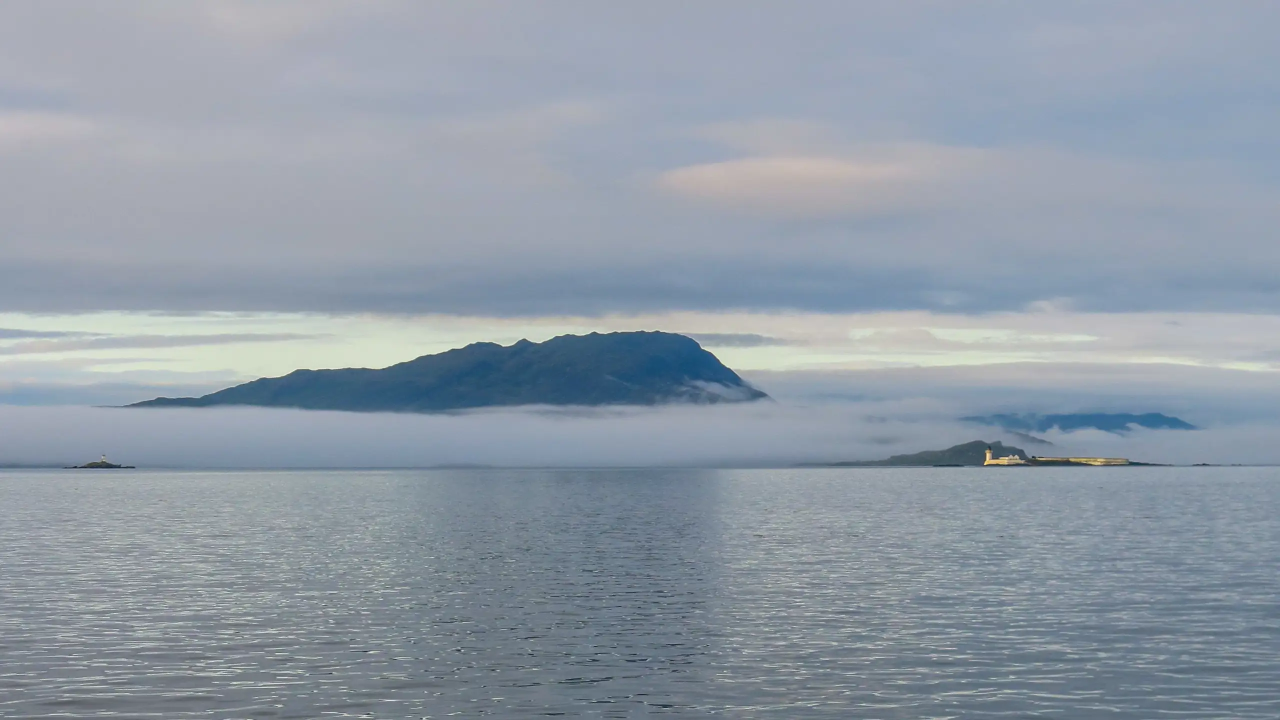 Fog around the lighthouse, an unusal event